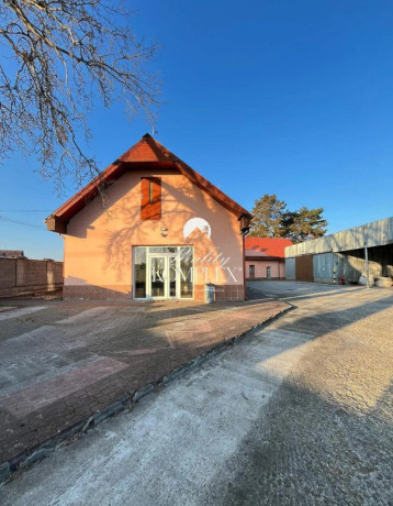 reality-komplex-sro-vam-ponuka-na-predaj-priemyselny-area-big-0