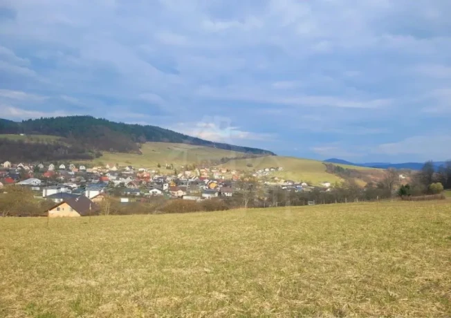 stavebny-pozemok-s-krasnym-vyhladom-nad-obcou-jasenica-pri-big-3