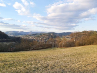 pozemok-s-nadhernymi-vyhladmi-v-puchove-nad-castou-vieska