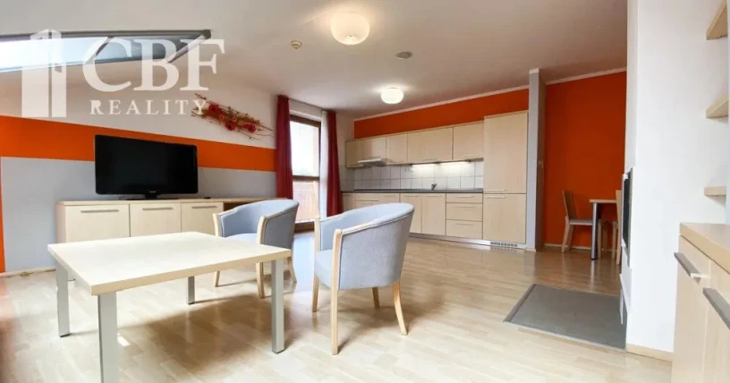 prenajom-2i-apartman-v-blizkosti-centra-s-parkovacim-miestom-big-3