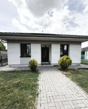 rodinny-dom-samostatne-stojaci-9-rocny-etreho-kracany-ds-big-0