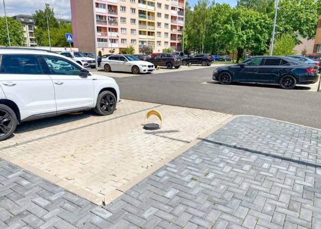 na-prenajom-vonkajsie-statie-big-1