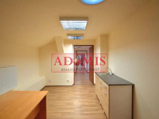 adomis