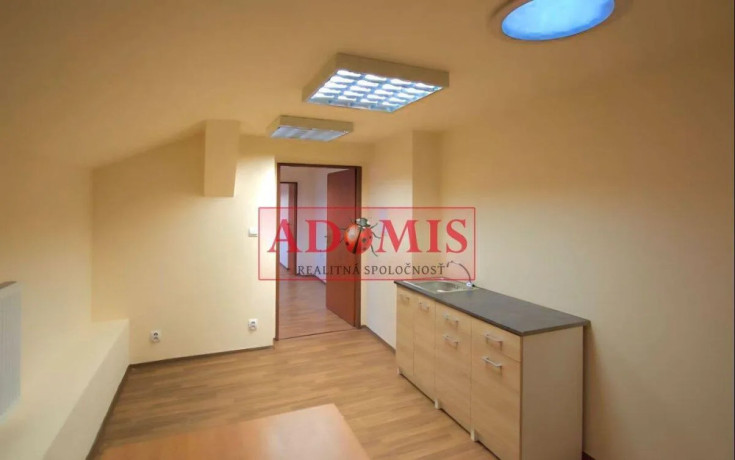 adomis-big-3