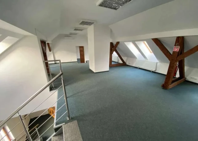 realitykolesar-prenajima-kancel-235m2-vratna-centrum-ke-i-big-0