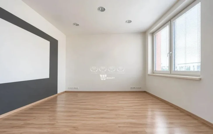 kancelarske-priestory-na-prenajom-v-centre-ziliny-big-1