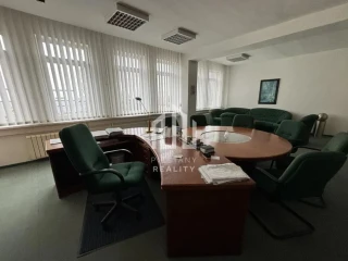 na-prenajom-moderne-kancelarske-priestory-cele-podlazie-3