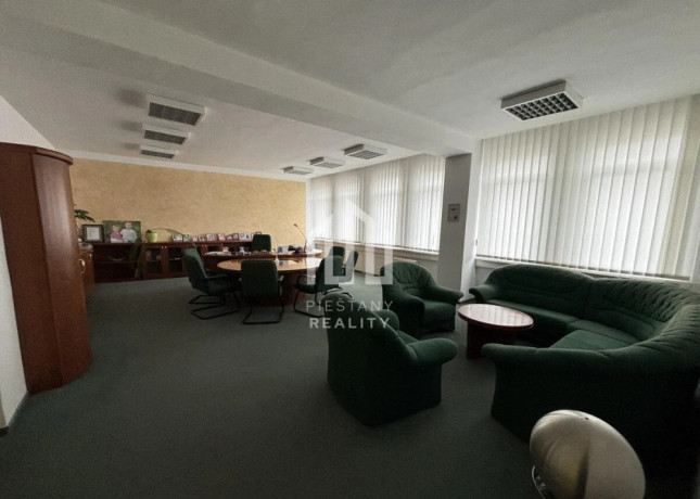 na-prenajom-moderne-kancelarske-priestory-cele-podlazie-3-big-1