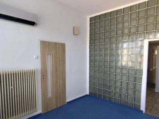 kancelaria-na-prenajom-85m2-galanta-zoltana-kodalya