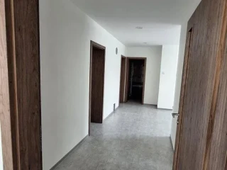 prenajom-moderneho-priestoru-105m2-v-malackach