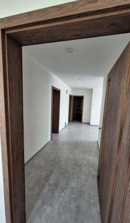 prenajom-moderneho-priestoru-105m2-v-malackach-big-0