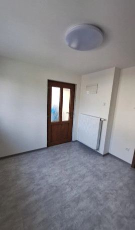 prenajom-moderneho-priestoru-105m2-v-malackach-big-1
