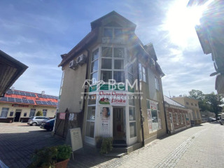 budova-na-prenajom-uplne-centrum-nitra-id-629-28-mig