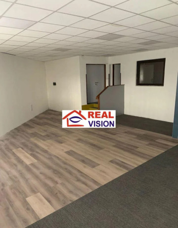 prenajom-obchodne-priestory-40-a-130m2-vhodne-aj-ako-showr-big-3