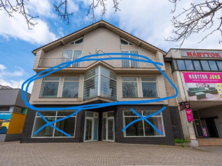 obchodne-priestory-salon-kadernictvo-sluzby