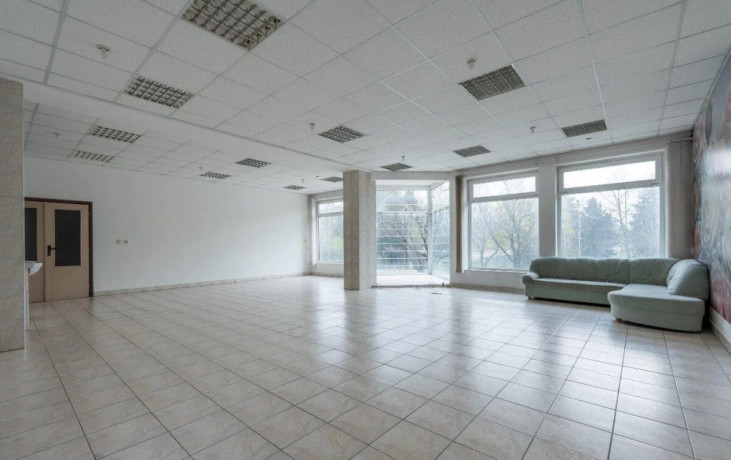 obchodne-priestory-salon-kadernictvo-sluzby-big-4