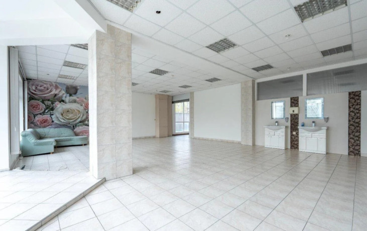 obchodne-priestory-salon-kadernictvo-sluzby-big-2