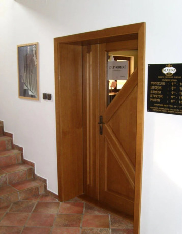 priestory-na-prenajom-trstena-big-1