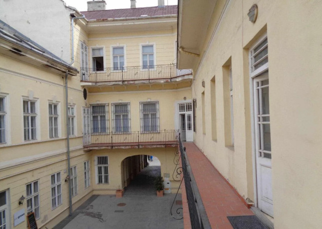 realitykolesar-prenajima-priestor-100-m2-hlavna-kosice-big-0