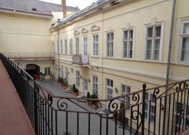 realitykolesar-prenajima-priestor-100-m2-hlavna-kosice-big-1