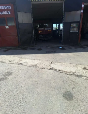 prenajom-haly-autoservisupripadne-sklad-big-2