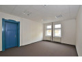na-prenajom-priestory-29-m2-s-vyhradenym-parkovanim-small-3