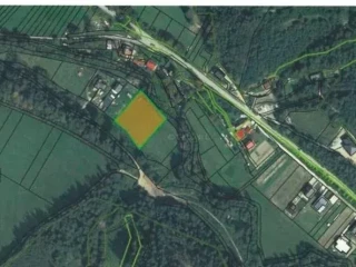 atraktivny-rovinaty-stavebny-pozemok-predmier-2751m2