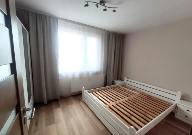 prenajom-zdielanej-nepriechodnej-izby-big-0