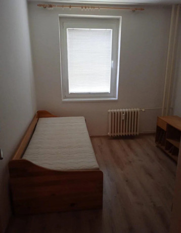 3-izbovy-byt-prenajom-big-4