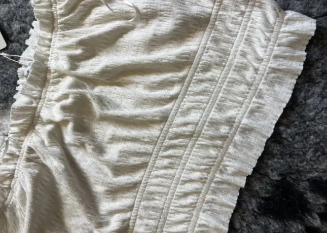 biela-crop-bluzka-new-yorker-big-4