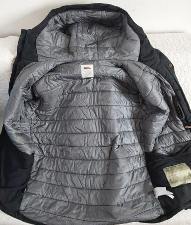 bunda-fjallraven-skogso-padded-big-3
