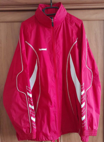vetrovka-hummel-vel-xl-big-0
