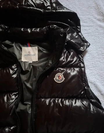 moncler-maya-puffer-vesta-big-2