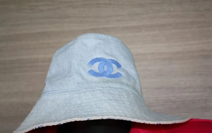 chanel-cc-bucket-hat-big-0