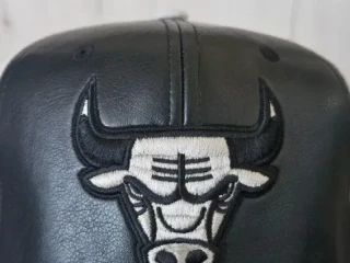 siltovka-mitchell-ness-chicago-bulls
