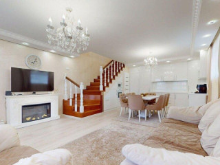 rezervovany-4i-mezonet-s-velkou-terasou-park-miestom-a-vyh