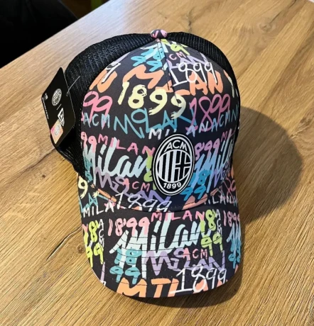 new-era-trucker-siltovka-ac-milan-big-1