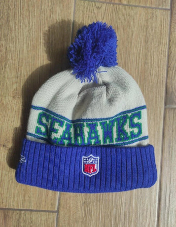 predam-zimnu-ciapku-seattle-seahawks-big-2