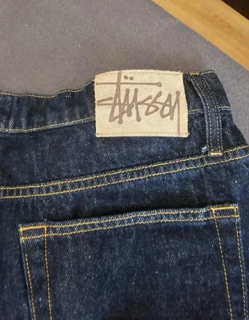 panske-kratasy-stussy-big-3