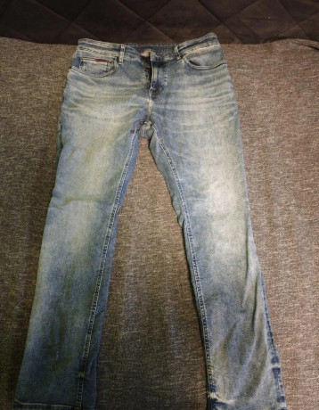 tommy-jeans-rifle-panske-big-0