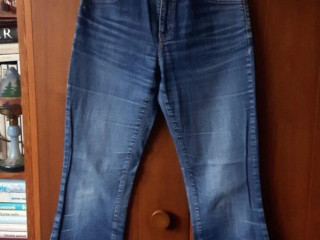 modre-damske-rifle-dzinsy-levis