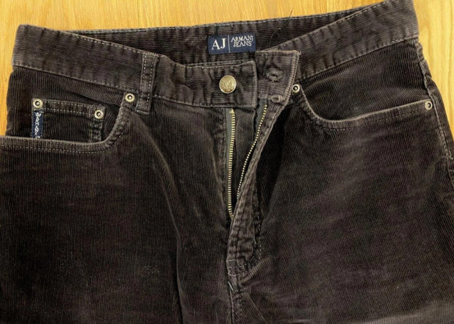 armani-damske-cierne-jeans-mencestrove-malo-nosene-big-2