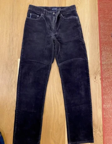 armani-damske-cierne-jeans-mencestrove-malo-nosene-big-0