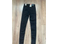damske-skinny-jeans-levis-small-4