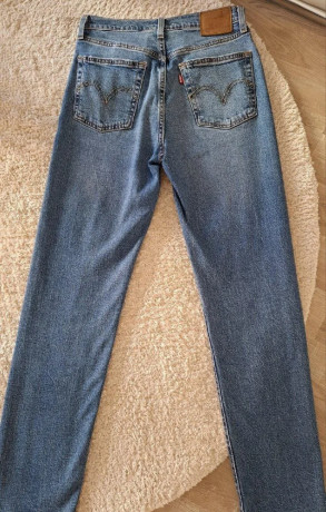 rifle-levis-big-1