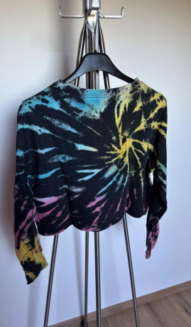 urban-classics-damska-crop-tie-dye-mikina-s-big-1