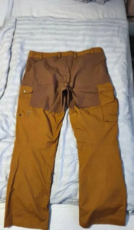 nohavice-fjallraven-barents-pro-big-4