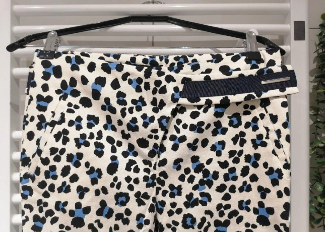 zara-nohavice-s-leopardim-vzorom-big-2