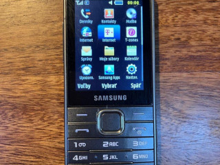 samsung-gt-s5610-krasny-stav