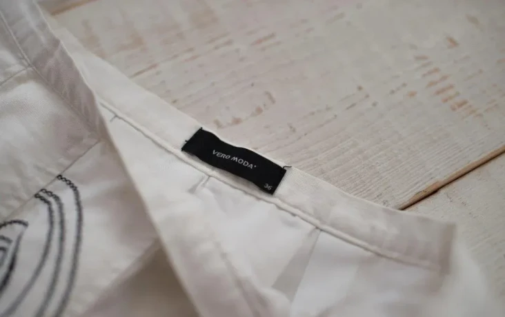 sukna-vero-moda-s-vysivkou-s36-big-4